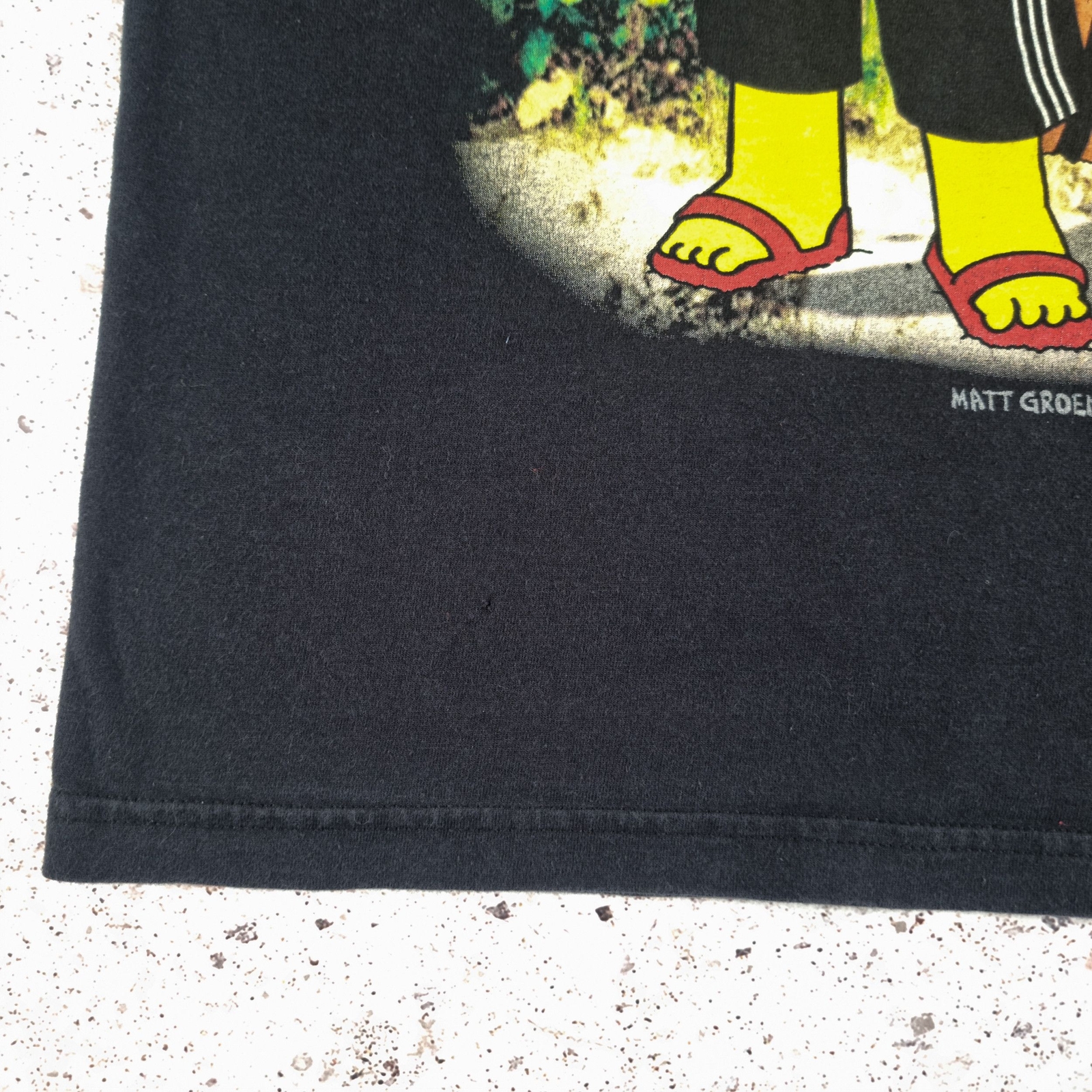 Vintage 1999 The Simpsons T-Shirt Homer and Marge gallery