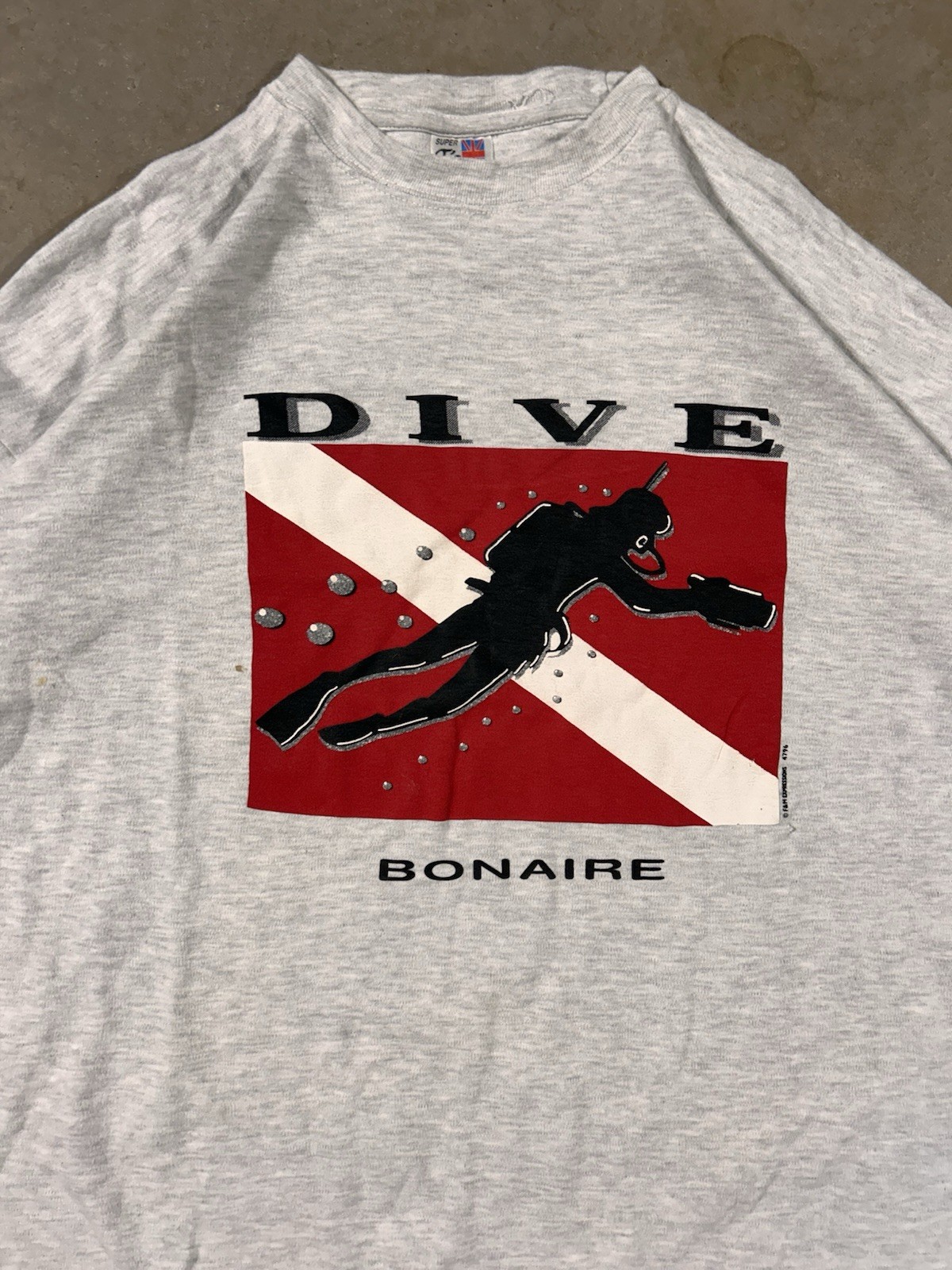 Vintage Dive Bonaire Graphic Flag T-shirt Size XX-large gallery
