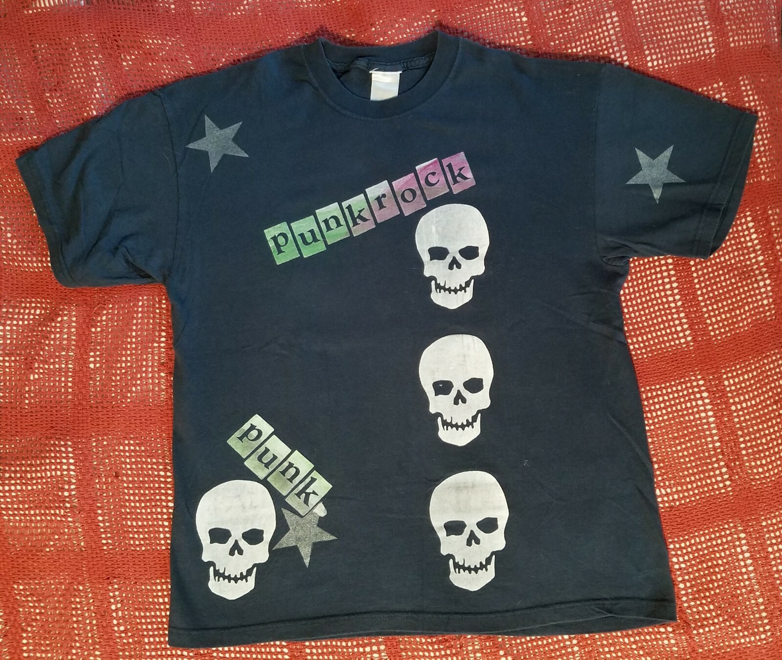 Punk Rock Skull T-Shirt Large one-of-a-kind hand-silkscreened gallery
