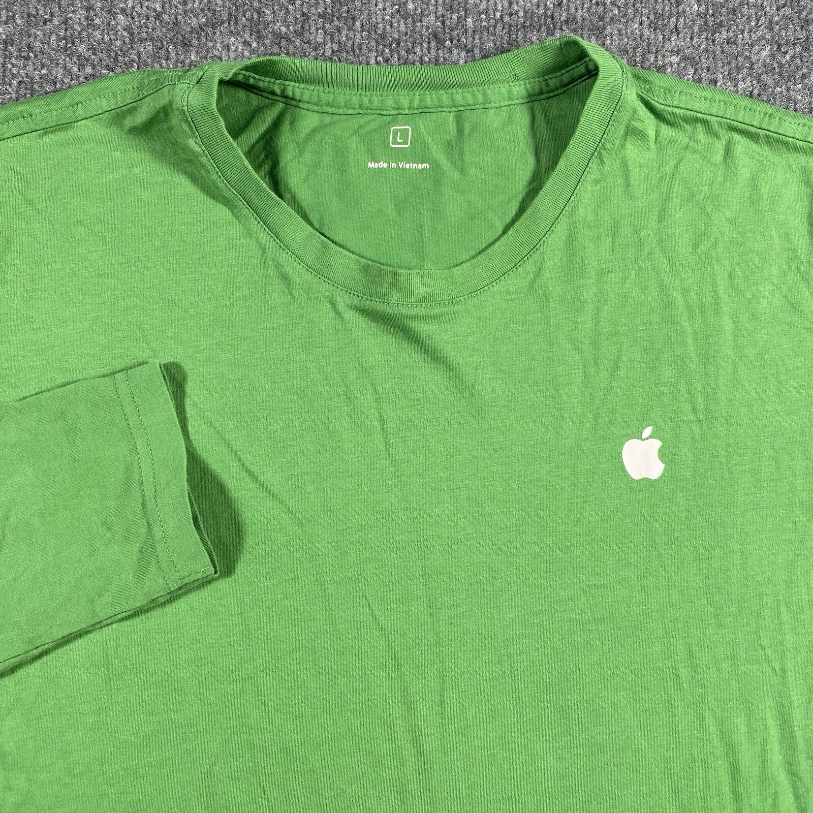 Apple Mens Large Long Sleeve Green Shirt Crew Neck Soft Cotton Lightweight gallery