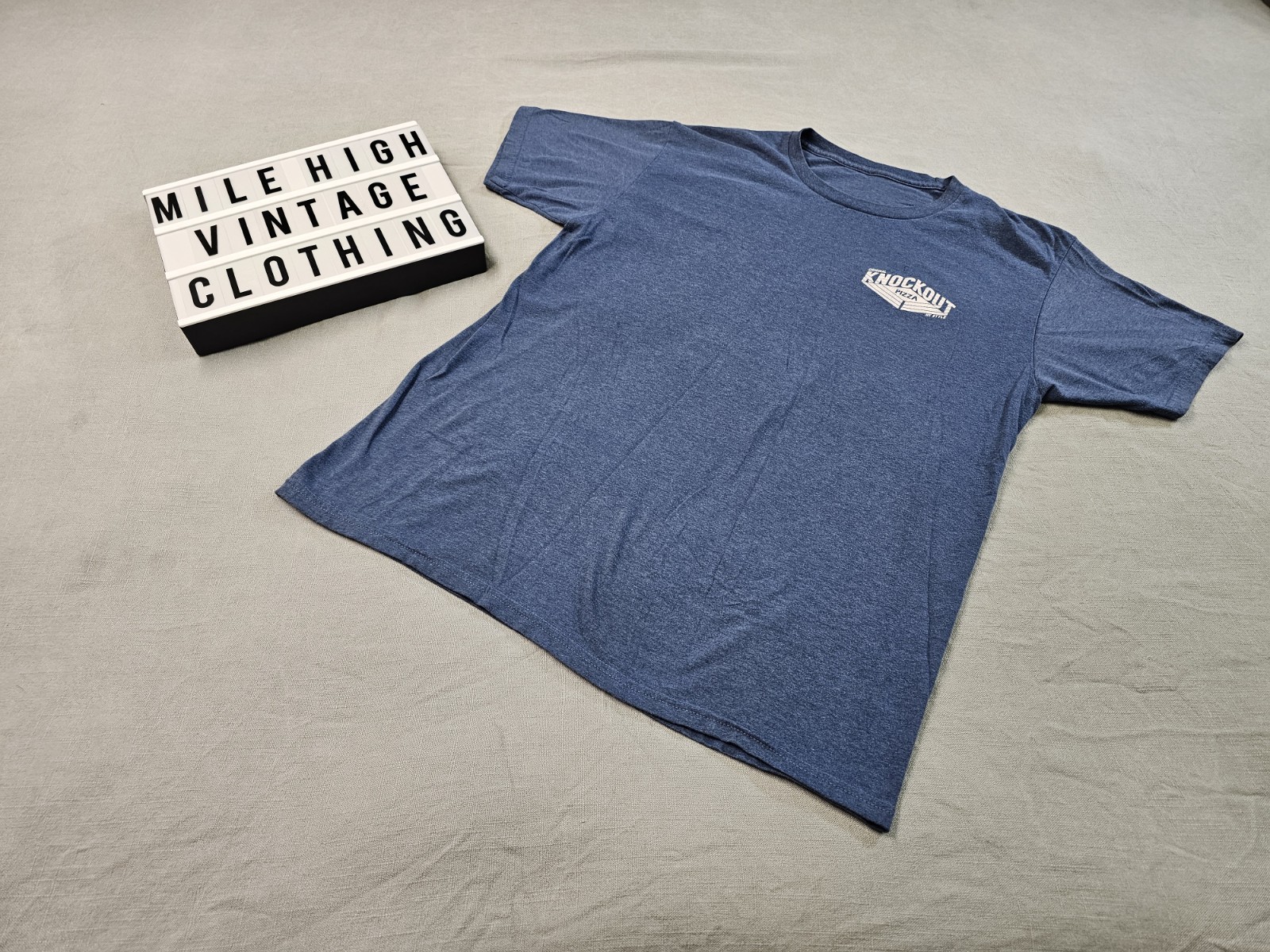 Retro Knockout Pizza Men's Shirt L NY Style Blue Food Tee Pop Culture Work gallery