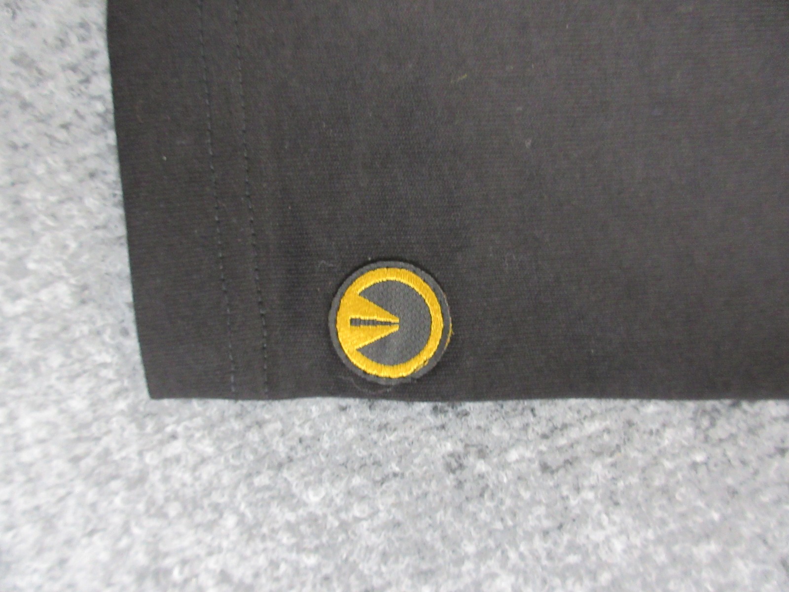 UNKNWN Hotel Shirt Mens XL Black Minimalist Embroidered Tee Modern Streetwear gallery