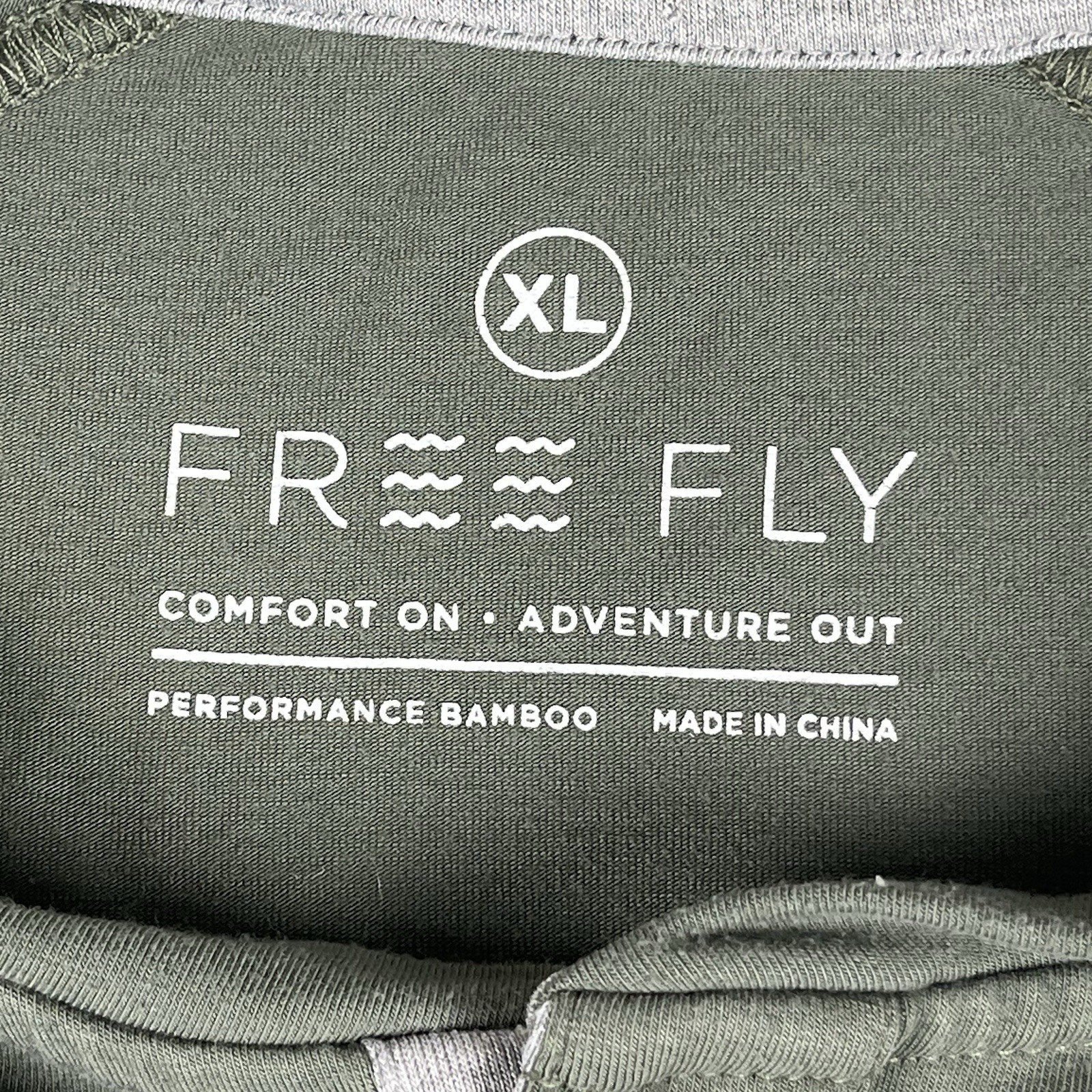 Free Fly Shirt Mens XL Green Bamboo Henley Performance Long Sleeve Stretch Tee gallery