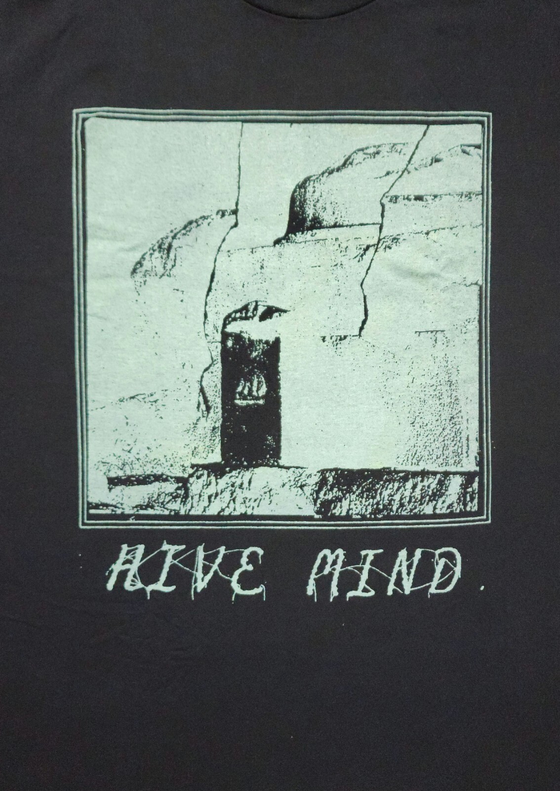 HIVE MIND ‘Green Print’ T-Shirt Size X-LARGE