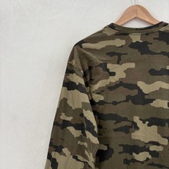 Duluth Trading Shirt Mens Small Green Camo Longtail T Long Sleeve Logo Workwear
