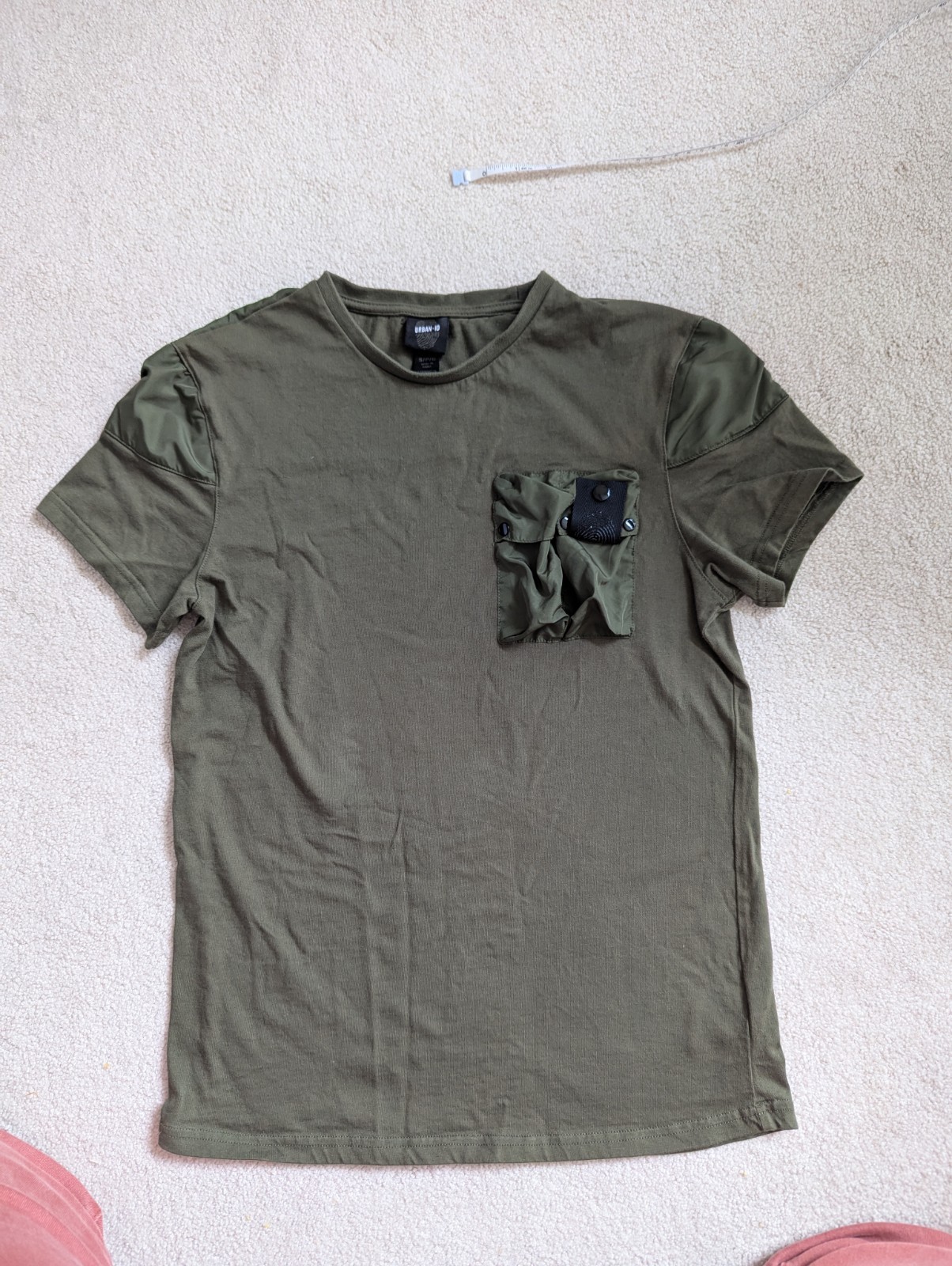 Urban ID Rare Military Green Men's T-shirt With Pocket And Capped Shoulder Sz S gallery