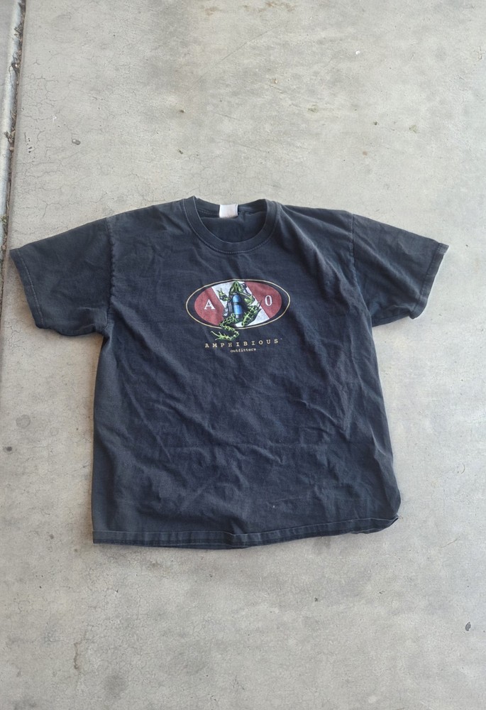 Vintage 2003 Amphibious Outfitters Double Sided Graphic Black T-shirt Size XL