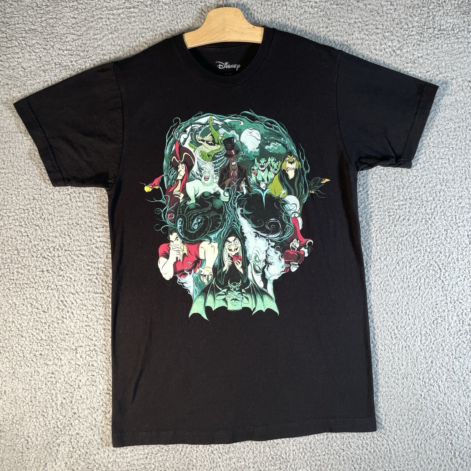 Disney Villains T Shirt Adult Medium Black Short Sleeve Graphic Tee Halloween gallery