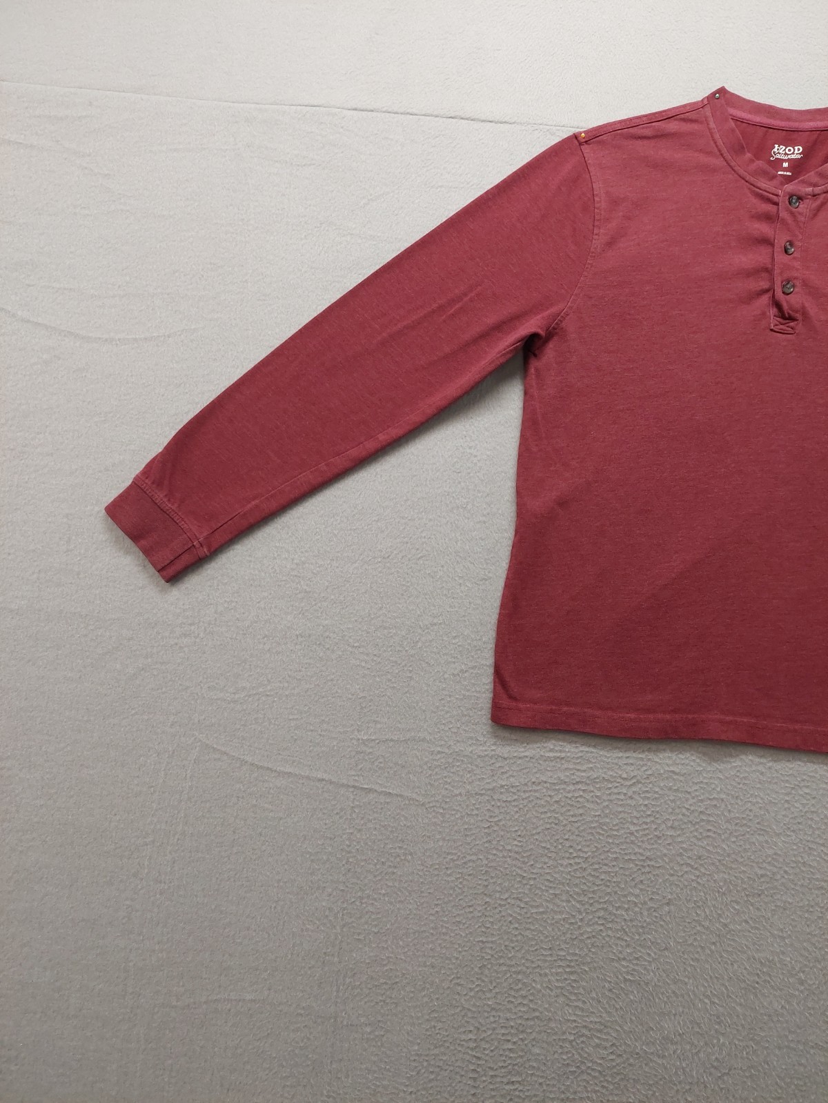 Izod Saltwater Men T Shirt M Oxblood Long Sleeve Crew Neck Button Logo Casual gallery