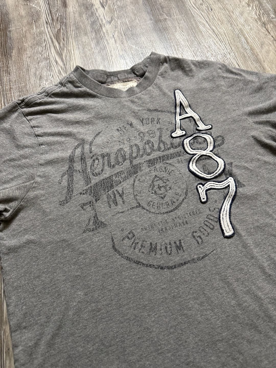 Aeropostale A87 NY Premium Goods Graphic T-Shirt Gray Large gallery