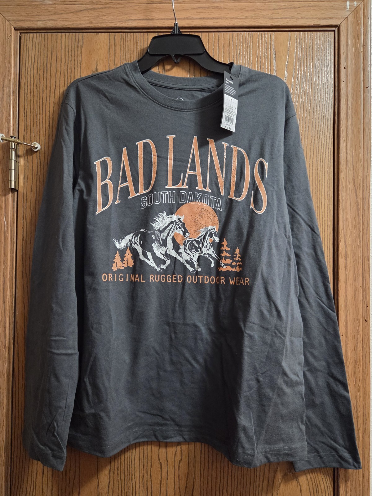 New Original Use Men's Bad Lands South Dakota Long Sleeve T-Shirt Grey Medium gallery
