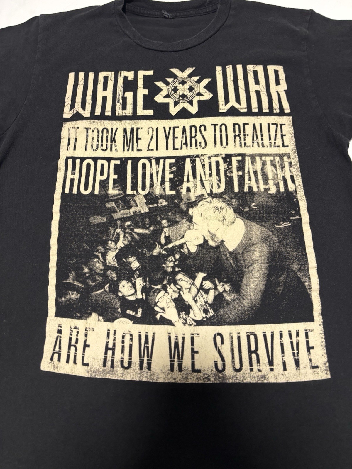 2015 Wage War Twenty One Band T-Shirt Size M Blueprints Album Era Metalcore WW gallery