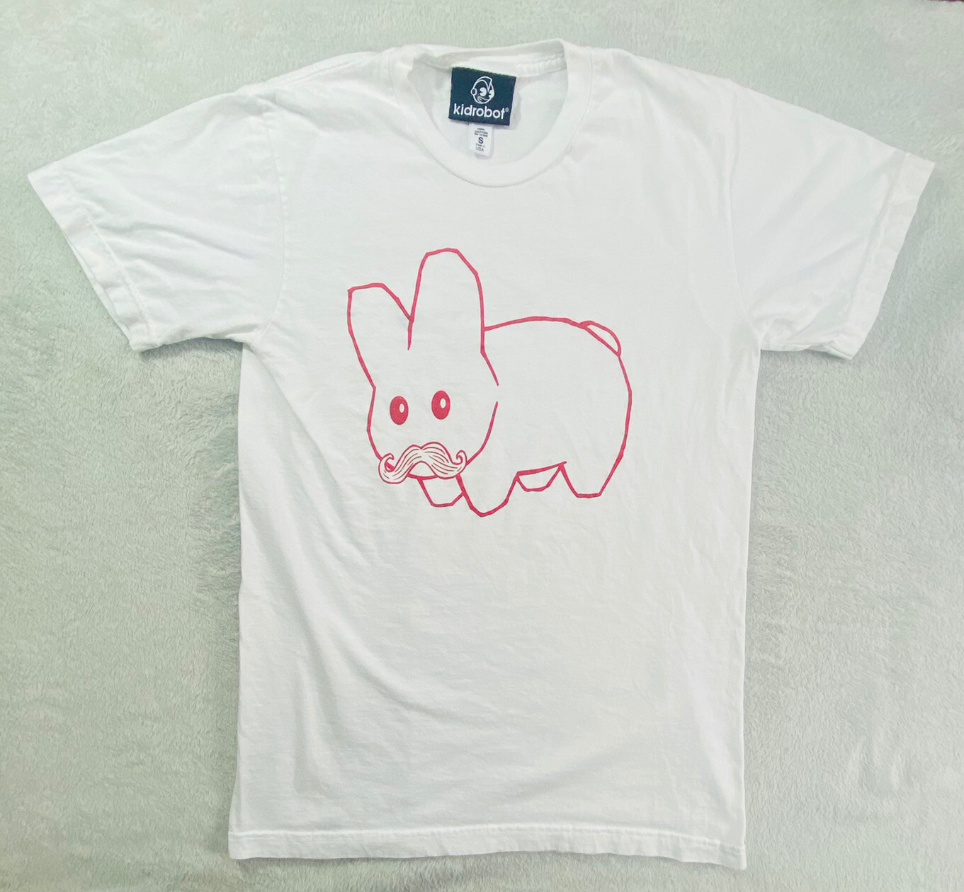 Kid Robot Shirt Mens Small White Stach Labbit Kozik Graphic Punk Streetwear y2k