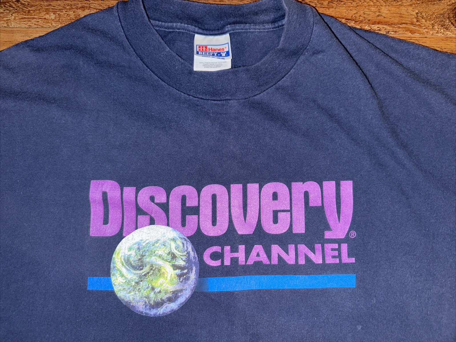 Vintage 90s Discovery Channel Tee T Shirt XL Explore Your World TV Movie Promo gallery