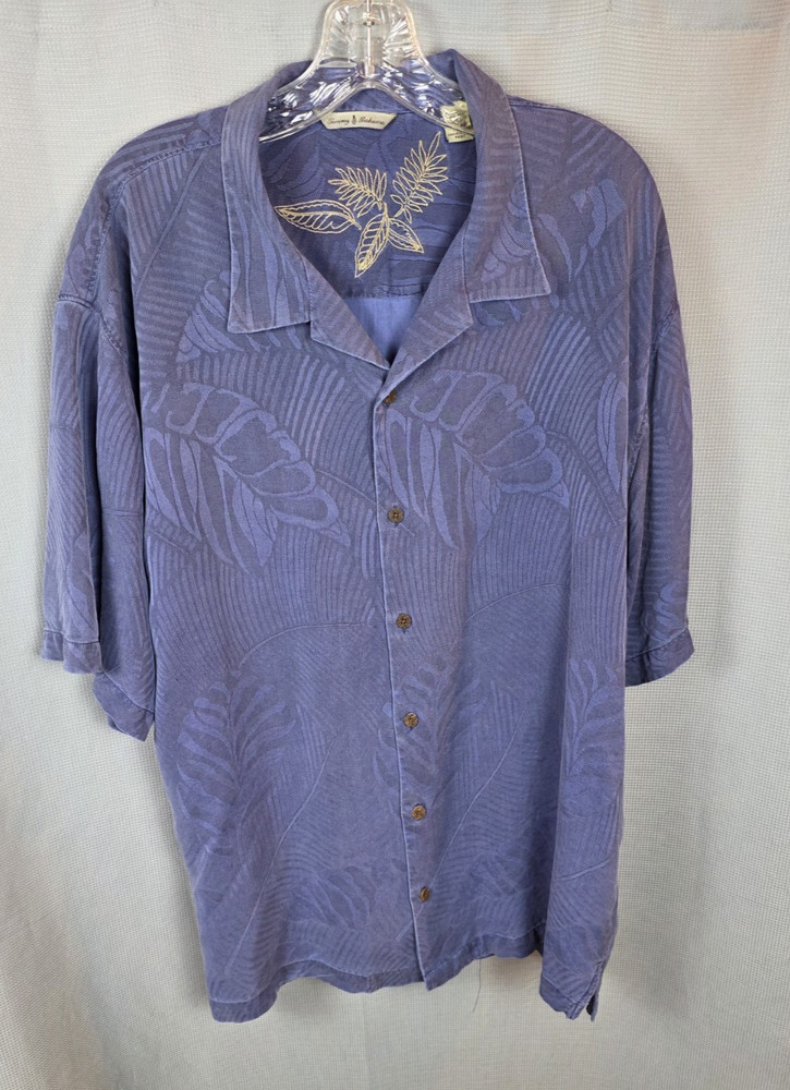 Tommy Bahama 100% Silk Copyrighted Print Leaf Hawaiian Size XL