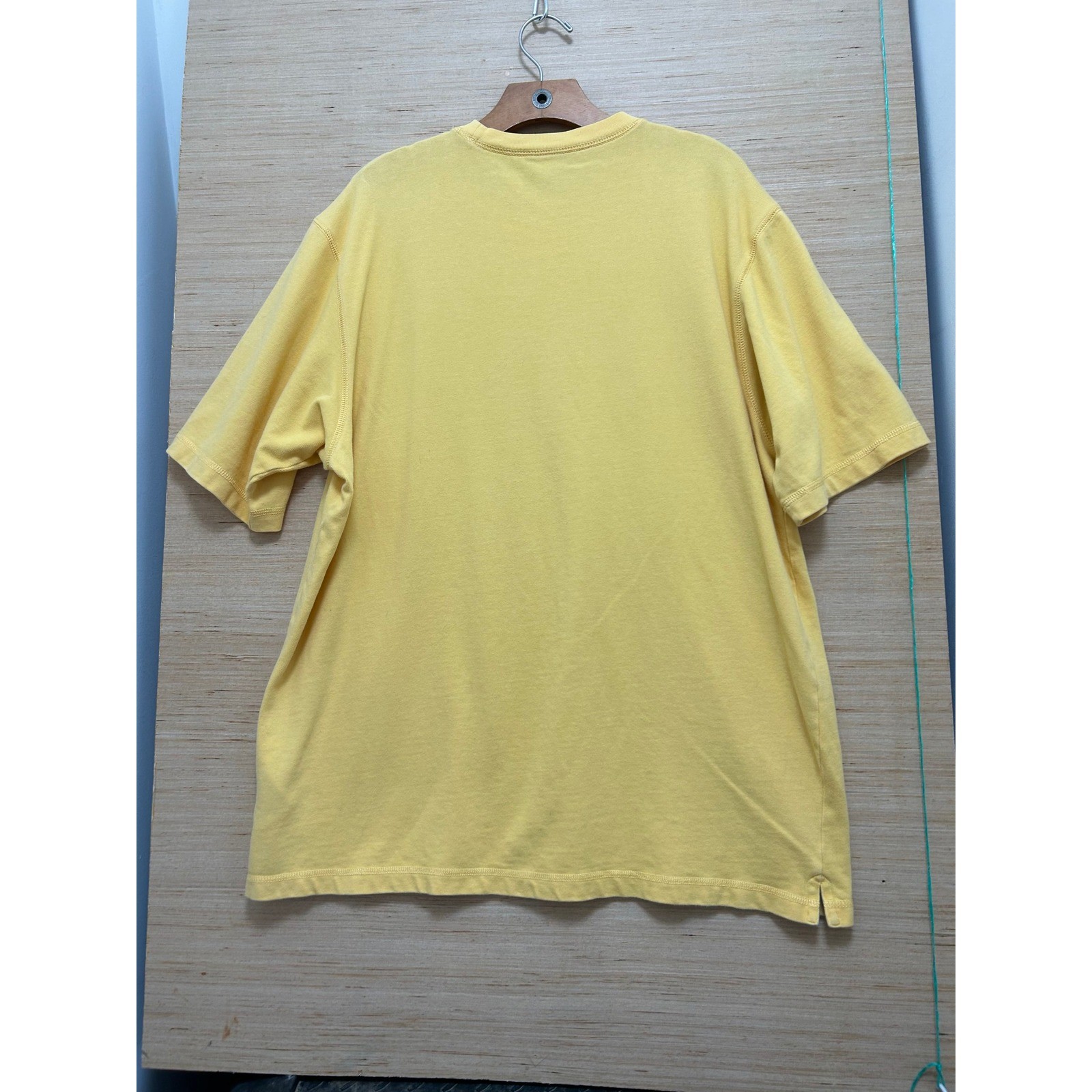 Eddie Bauer Mens Yellow Short Sleeve V Neck T Shirt Size Large Cotton gallery