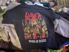 Slayer *Reign In Blood *Size L *LARGE *black *MENS T-Shirt *short sleeve shirt