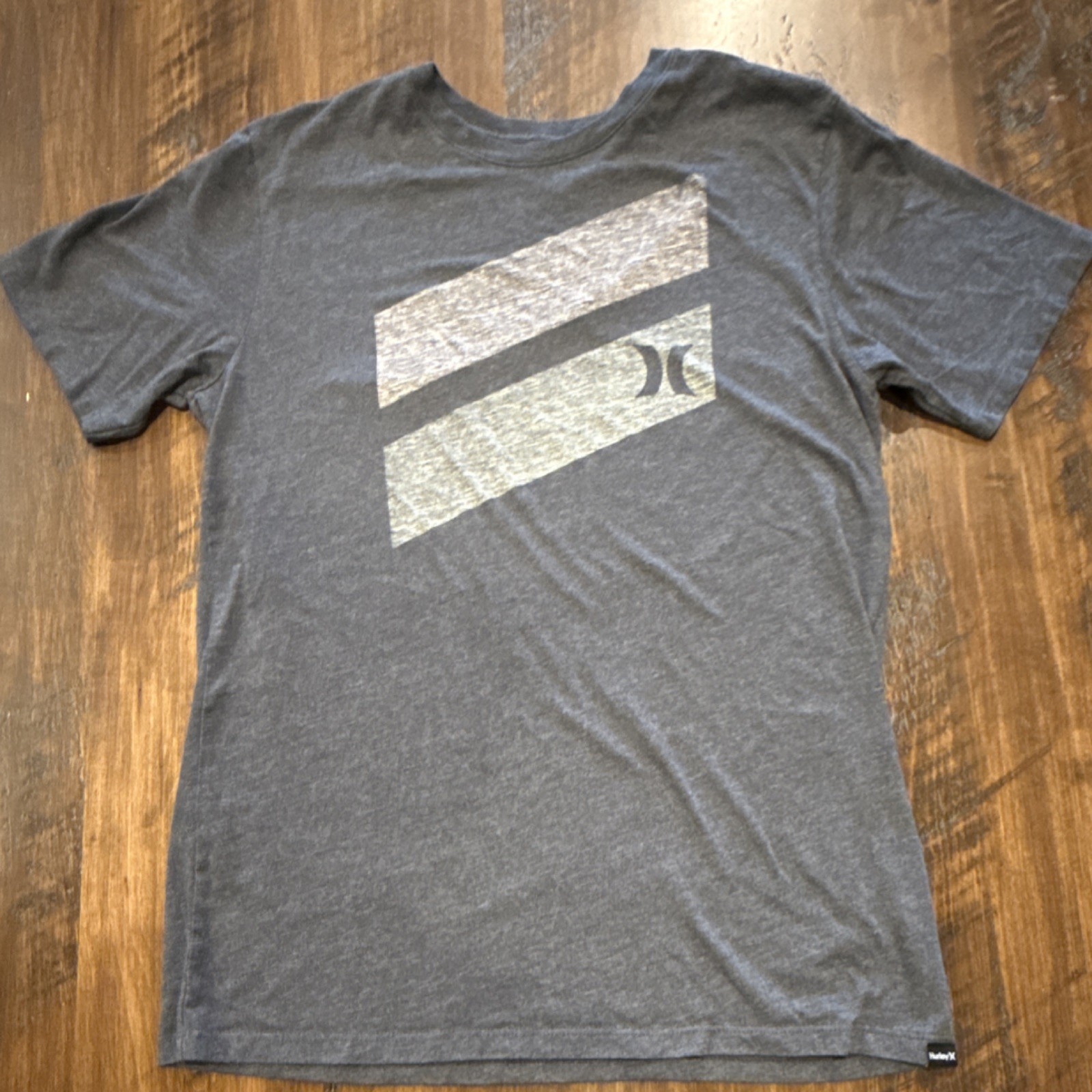 Hurley Men's Gray Graphic Logo Crew Neck Short Sleeve T-Shirt, Size L gallery