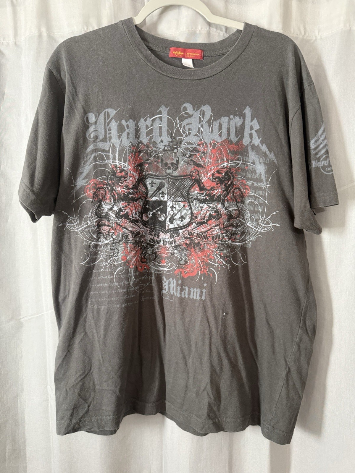 Hard Rock Cafe Shirt Mens Large Gray Maui Crest Skull Graphic Dragons Tee gallery