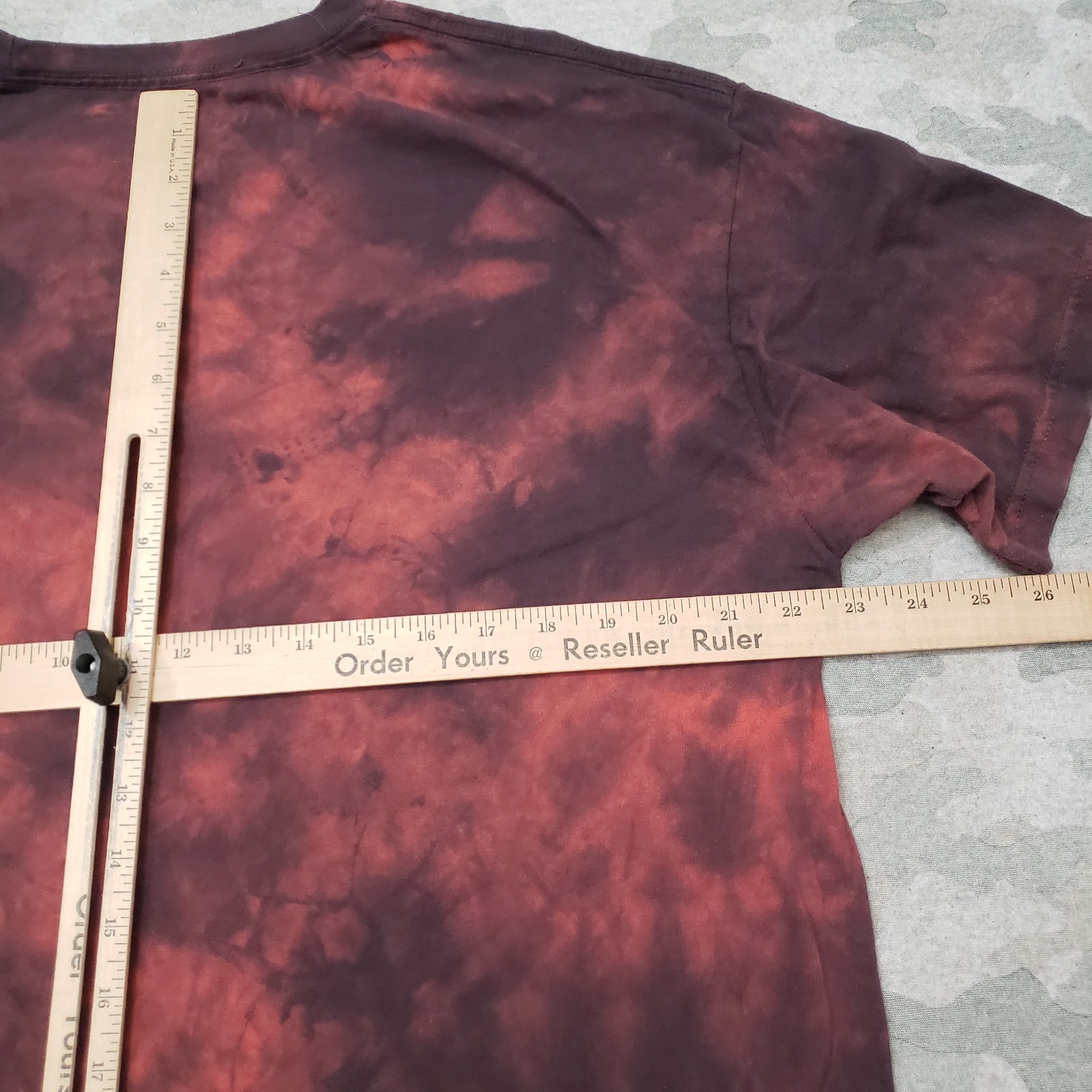 The Mountain Shirt Mens XL Red Short Sleeve Tie Dye gallery