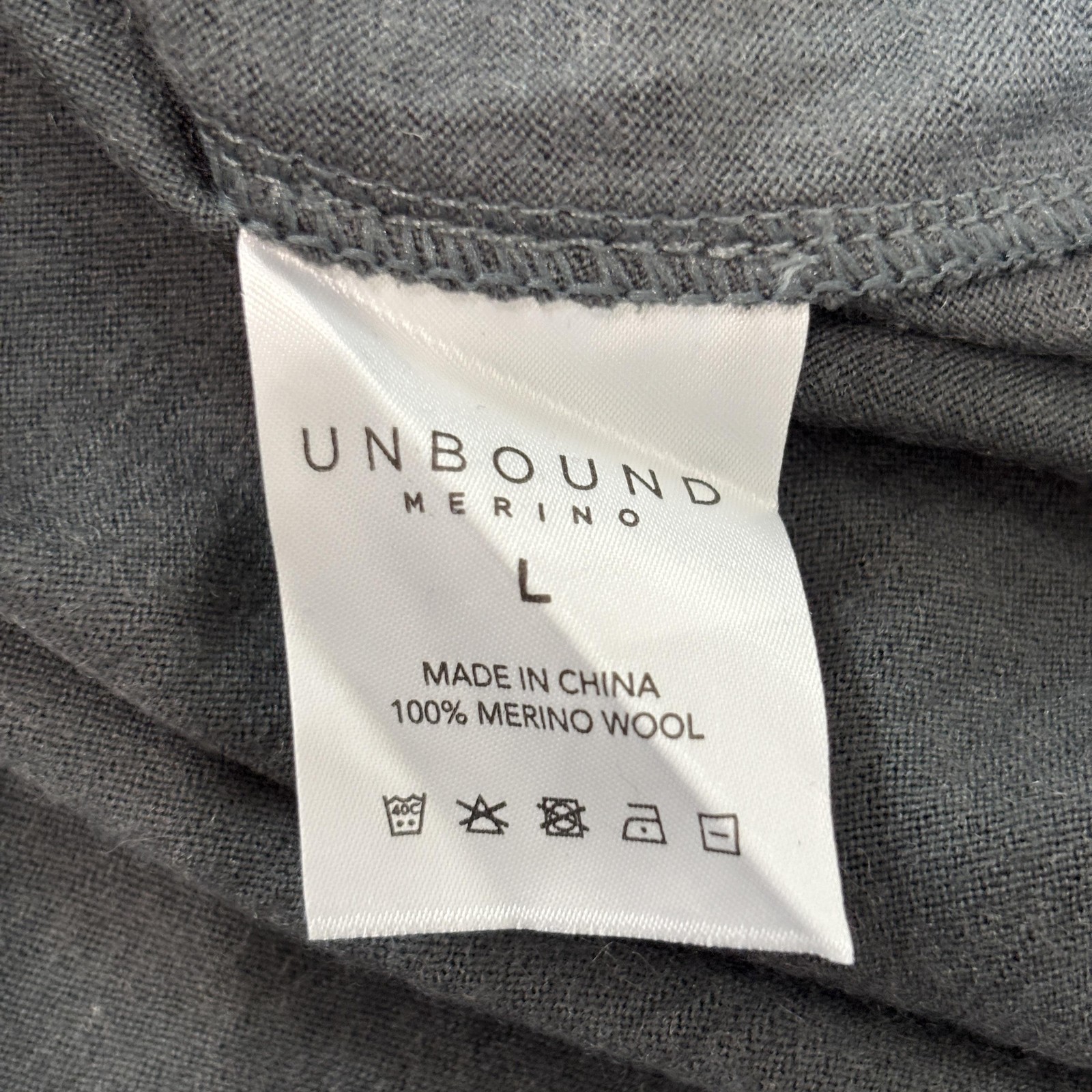 Unbound Merino Shirt Men's Large Gray V-Neck 100% Merino Wool Lightweight gallery