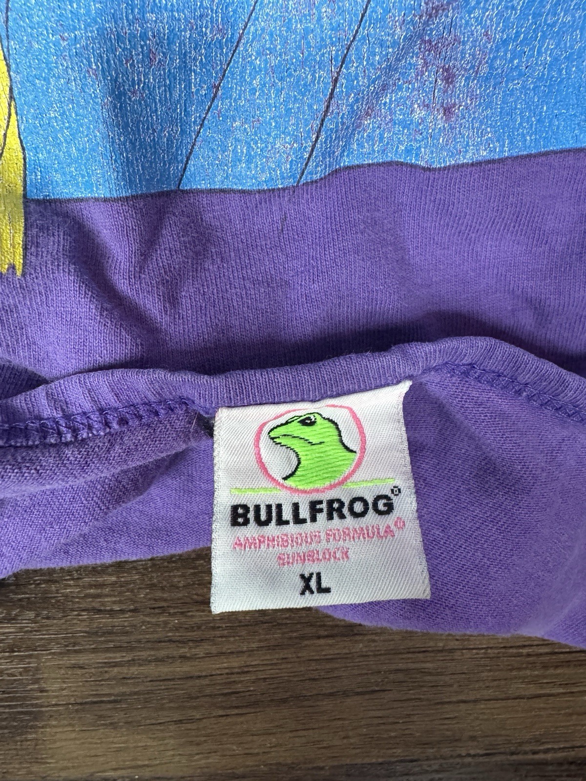 Vtg 90s Bullfrog Amphibious Formula Sunblock Hunt Distressed Tshirt Size XL gallery