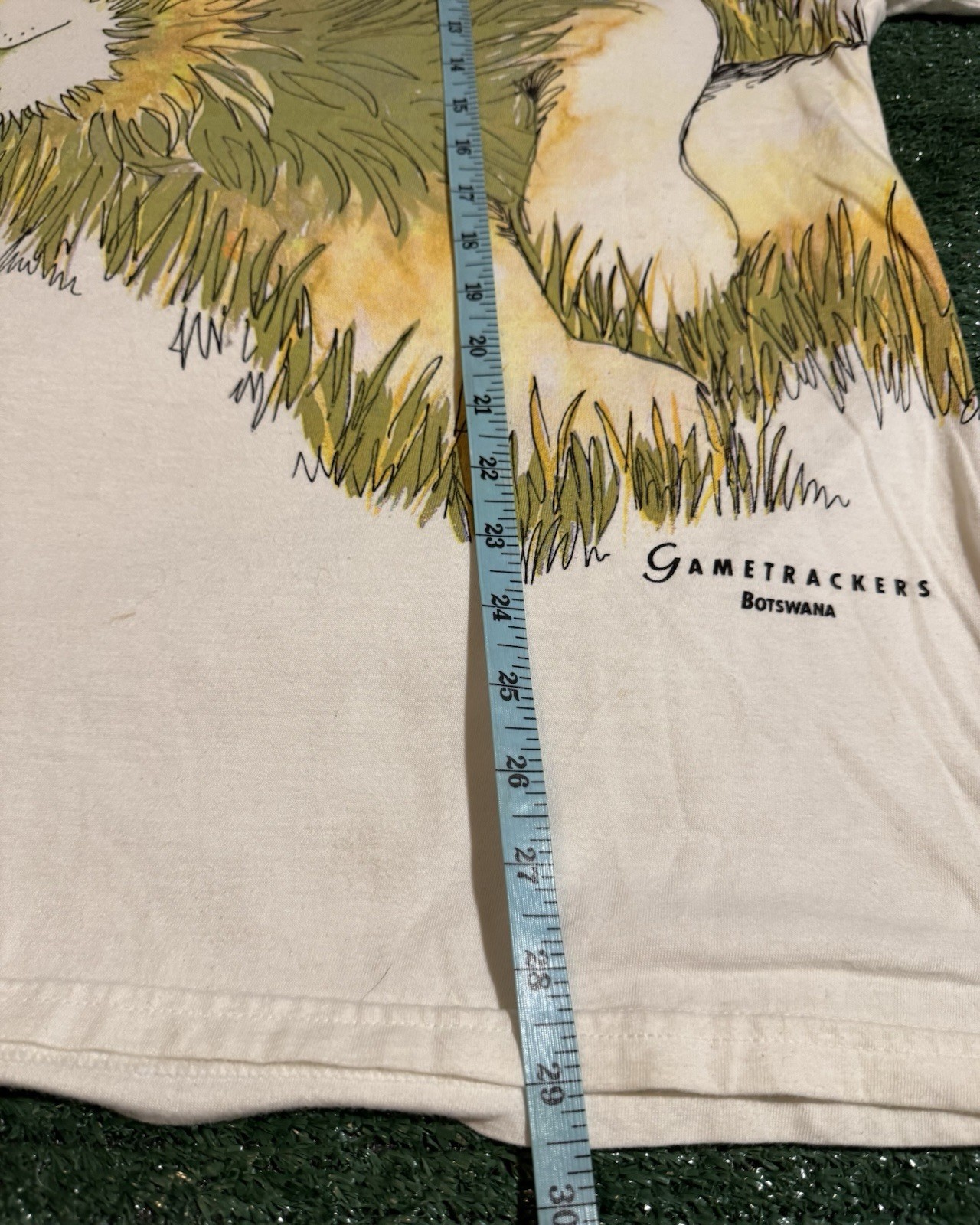Vintage Lion Wrap Around Shirt AOP Nature Art Promo Gametracker Botswana RARE gallery