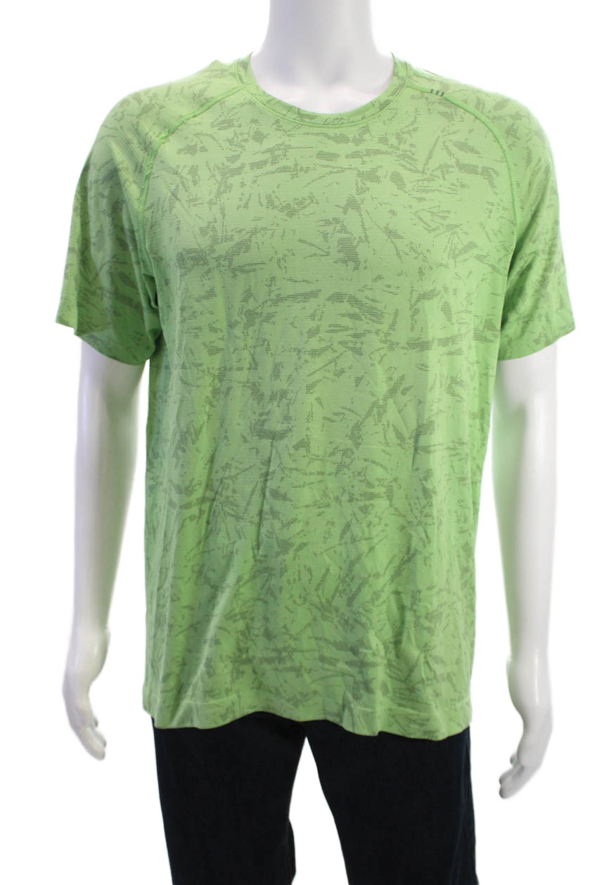 Lululemon Mens Green Crew Neck Short Sleeve Nylon Blend T-Shirt Size L gallery