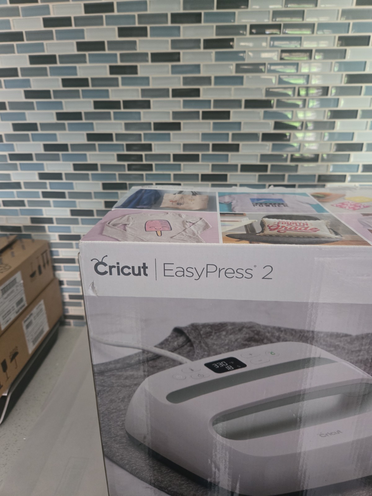 Cricut EasyPress 2 Heat Press Machine 9 X 9 in T-Shirt Logo Press NIB