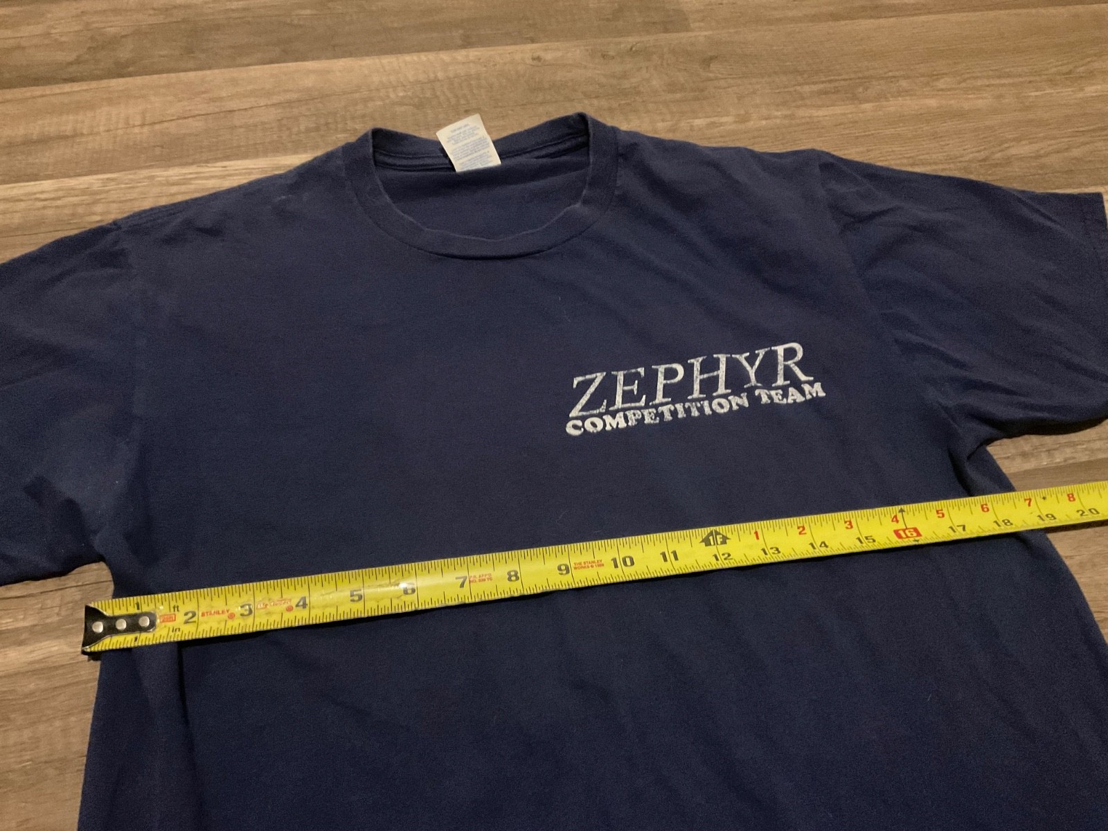ZEPHYR COMPETITION TEAM GRAPHIC T-SHIRT ( MENS M ) DARK BLUE PREOWNED gallery