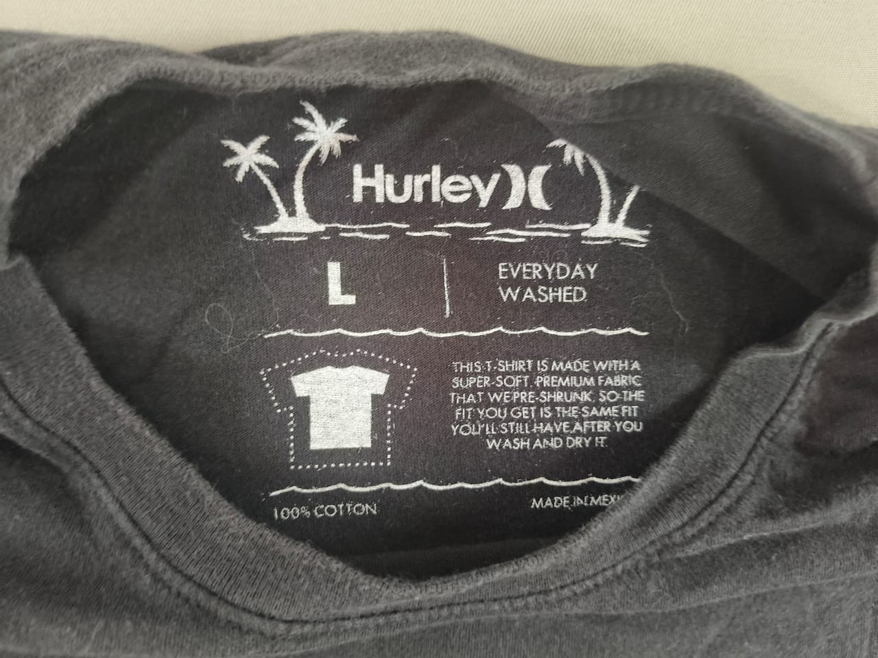 Hurley Everyday Washed Graphic Logo Tee Dark Gray 100% Cotton Surf Skate Size L gallery