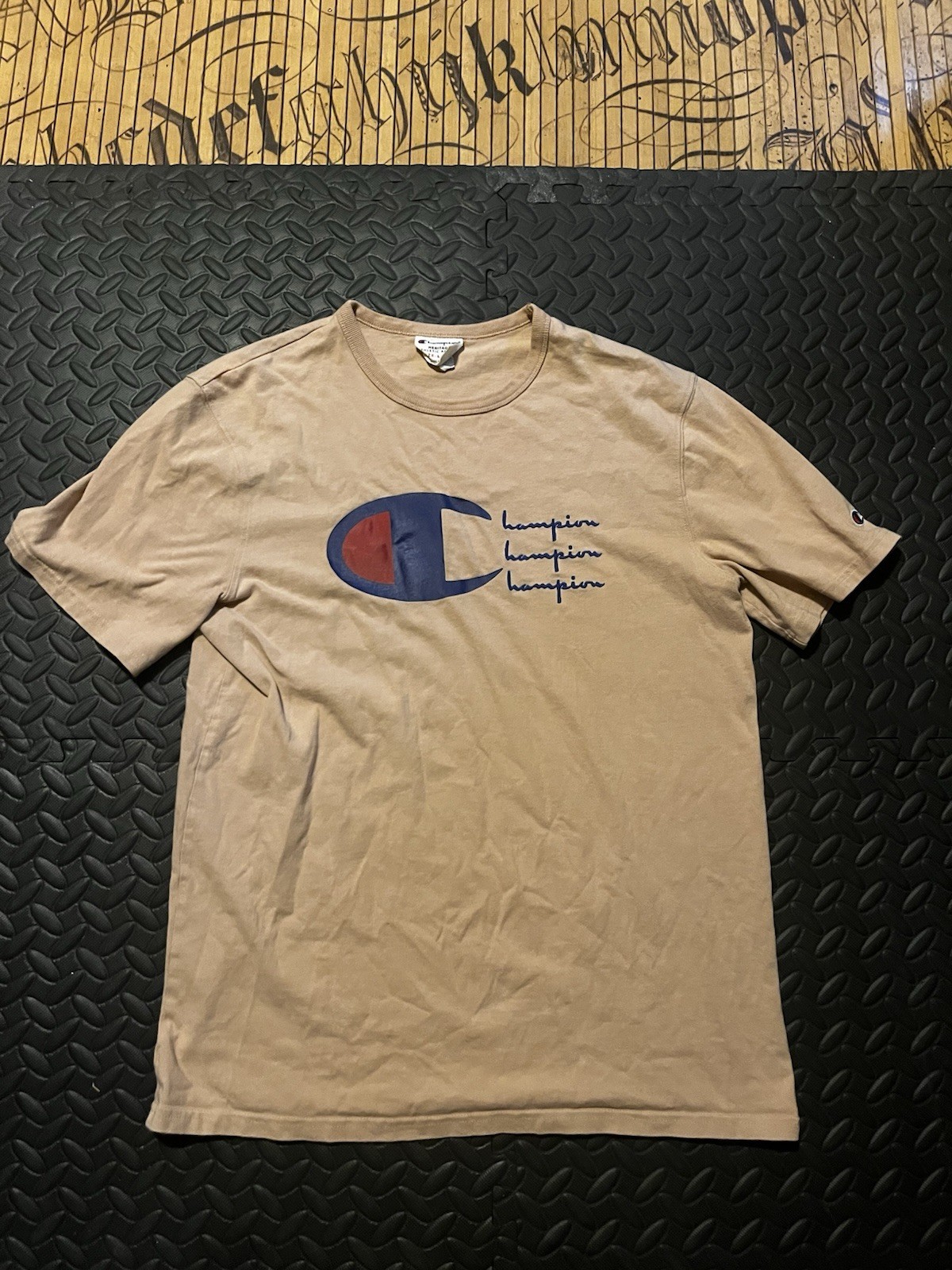 Champion Heavy Duty Shirt (Men’s L) Cream/Tan Short Sleeve