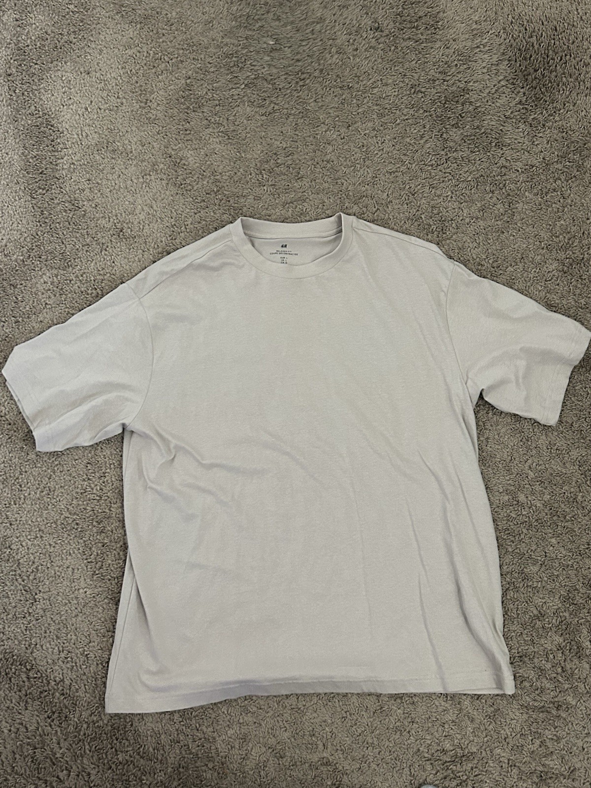 H&M Men’s Shirt Beige Size L Relaxed Fit Short Sleeve Tee gallery