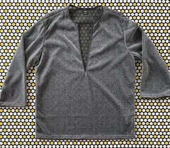 Manfinity Gray Size L Sheer Mesh Tinsel Metallic Long Sleeve V-Neck Tee