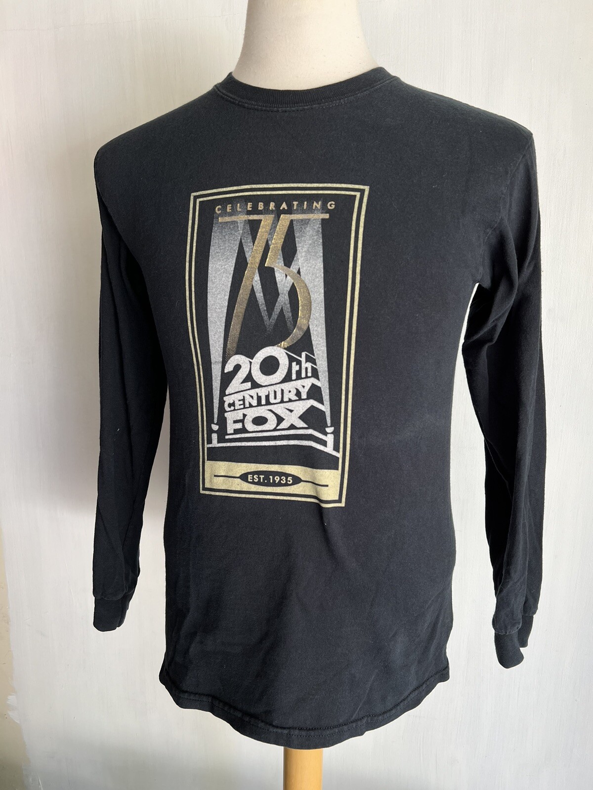 20TH CENTURY FOX (2011) Official 75th Anniversary Long Sleeve T-Shirt Size Small gallery