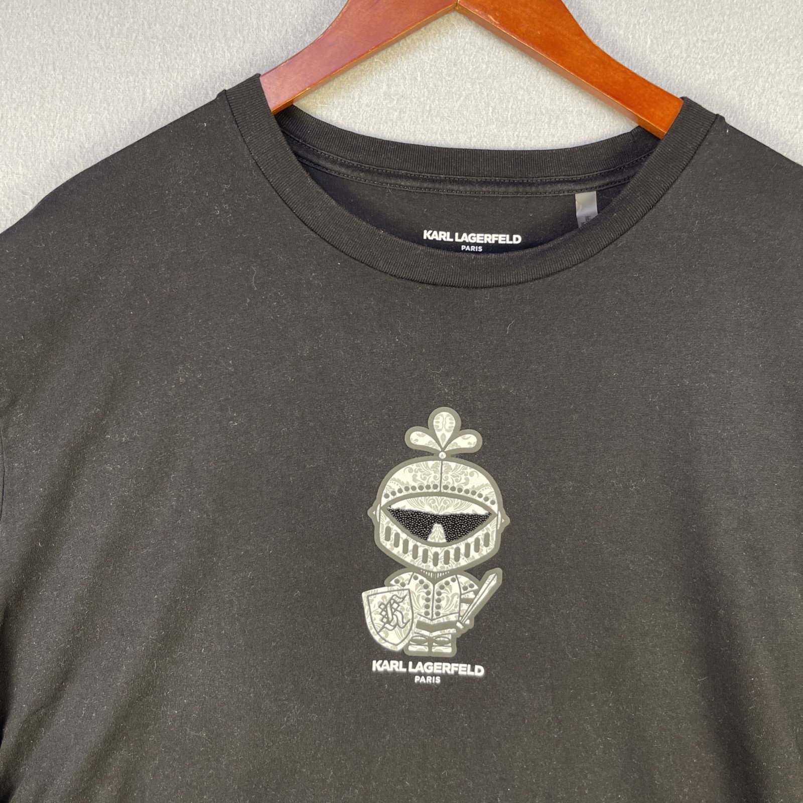 Karl Lagerfeld T Shirt Mens 2XL/2TG Black Graphic Knight Designer City
