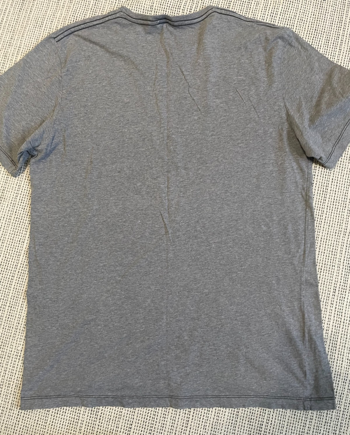 Esprit Men's Surfer Graphic 100% Cotton Crewneck Short Sleeve Shirt Dark Gray L gallery