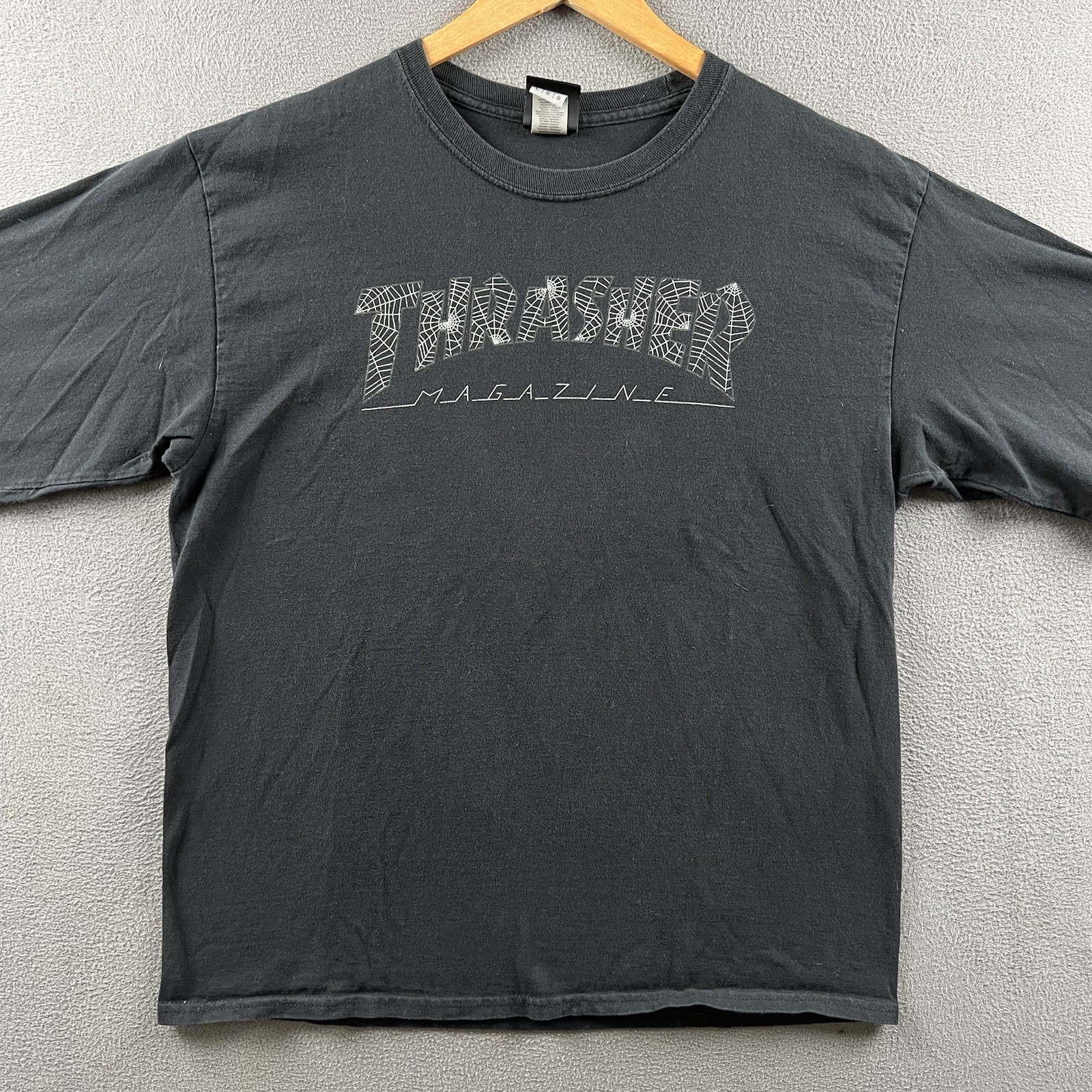 Thrasher Shirt Mens Large Black Spiderweb Sleeve Hits Long Sleeve Spider Skater gallery