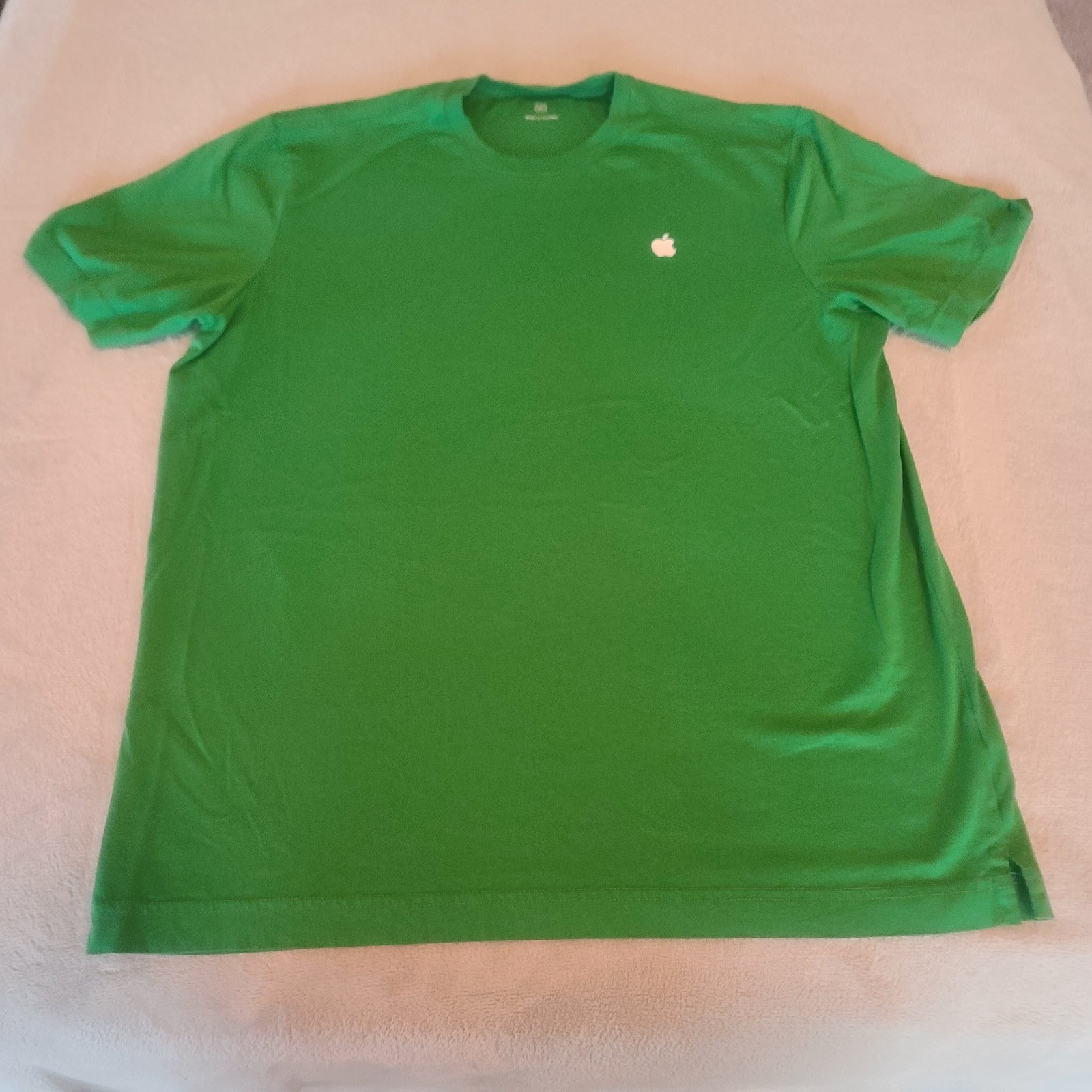 Apple Mens Medium Green IT AI Shirt gallery