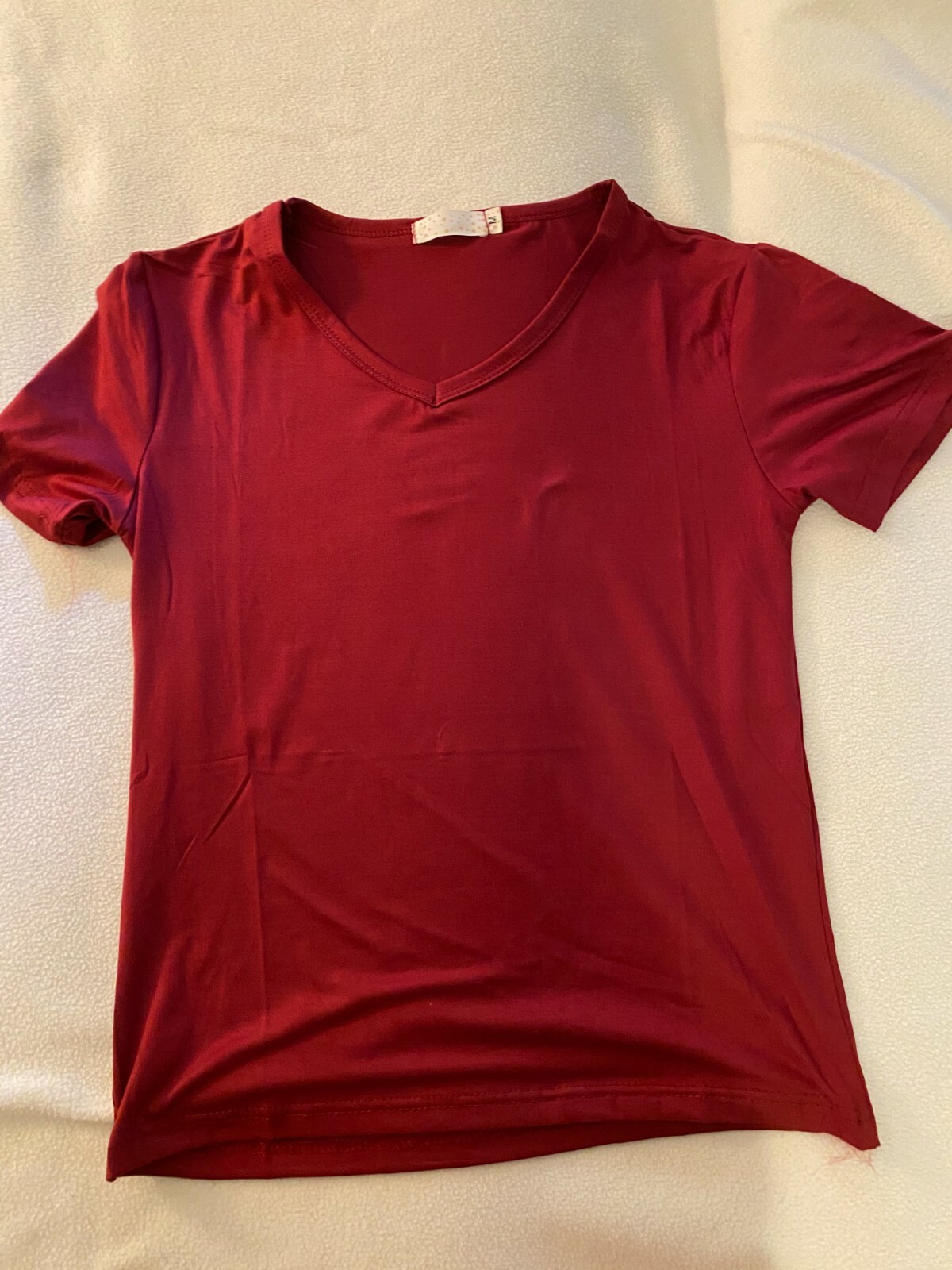 Men's V-Neck T-Shirt Medium Slim Fit NWOT , stretchy, dark red gallery