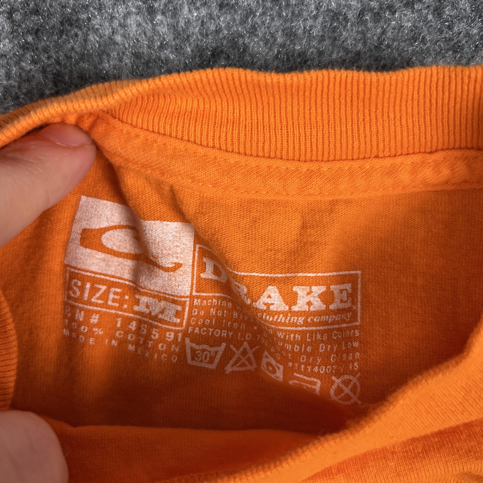Drake Shirt Mens Medium Orange Logo Graphic Hunting Outdoor Cotton Tee gallery