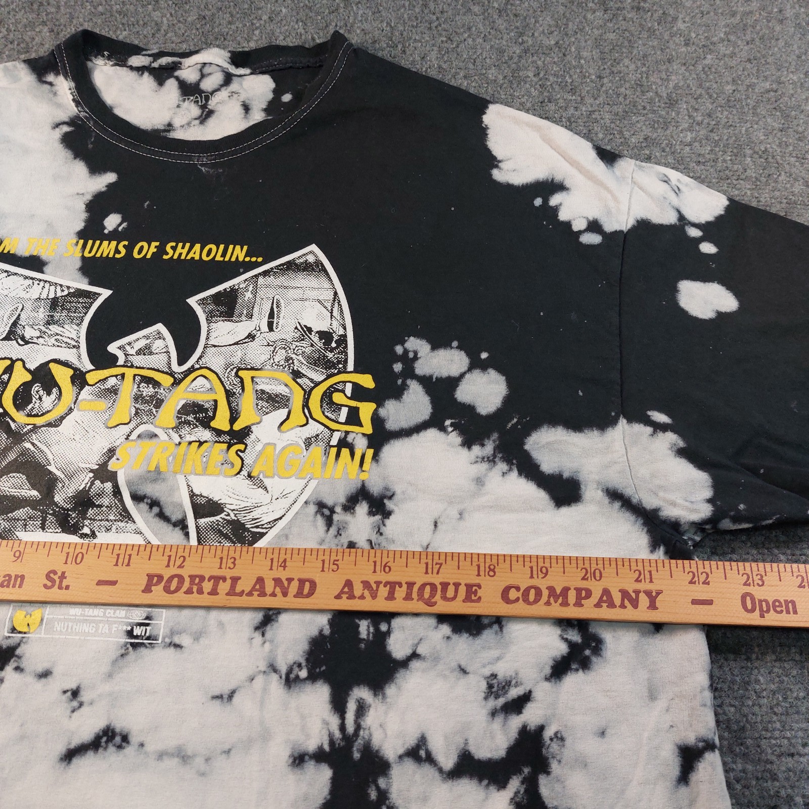 Wu-Tang Clan Mens XL Black FROM THE SLUMS OF SHAOLIN... WU-TANG STRIKES AGAIN! gallery
