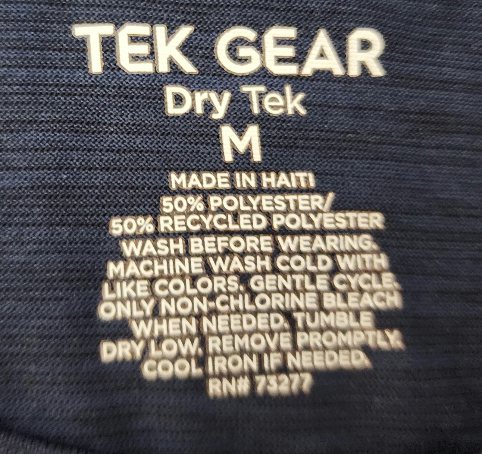 Tek Gear Dry Tek Black Short Sleeve Men's Knit T-Shirt Crew Neck Polyester M gallery