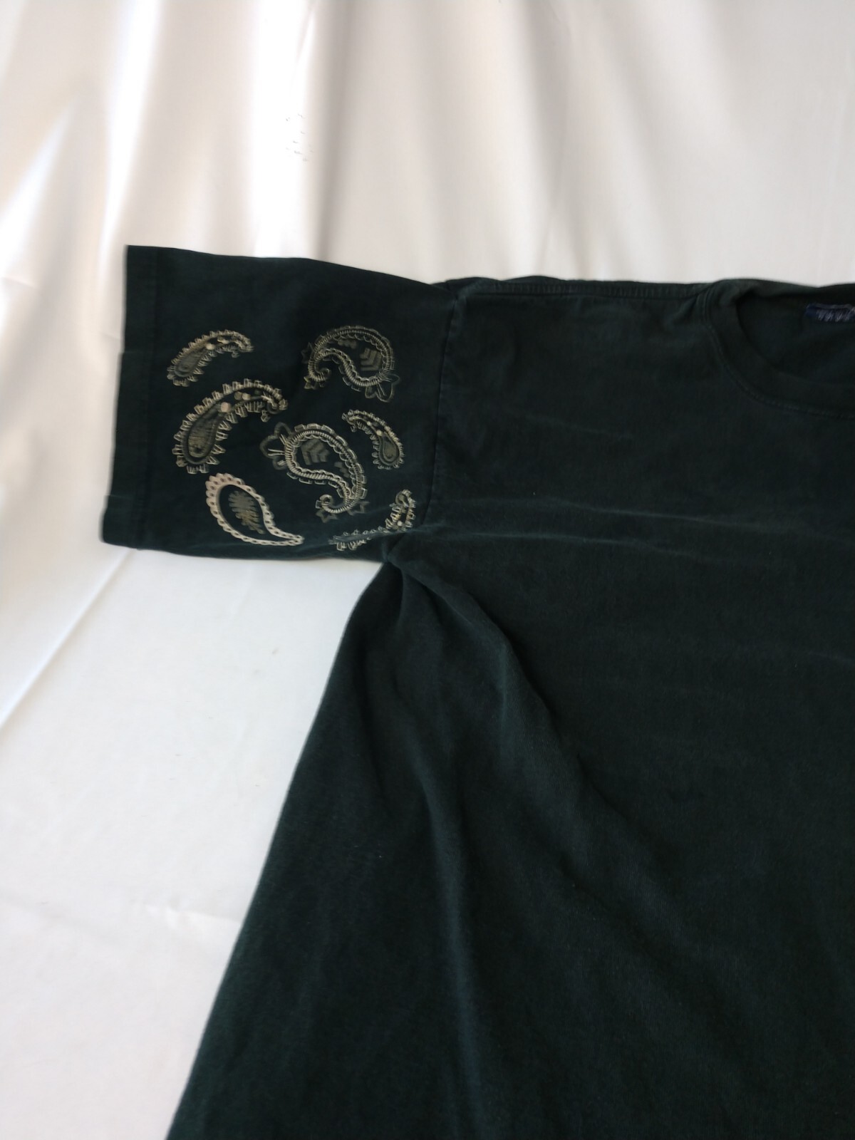 Deluxe By LG Men’s XL Paisley Pattern AOP Cotton T Shirt gallery