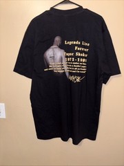 Vintage Single-Stitch Tupac Shakur rap t-shirt By The Brand The Roxx Size XL
