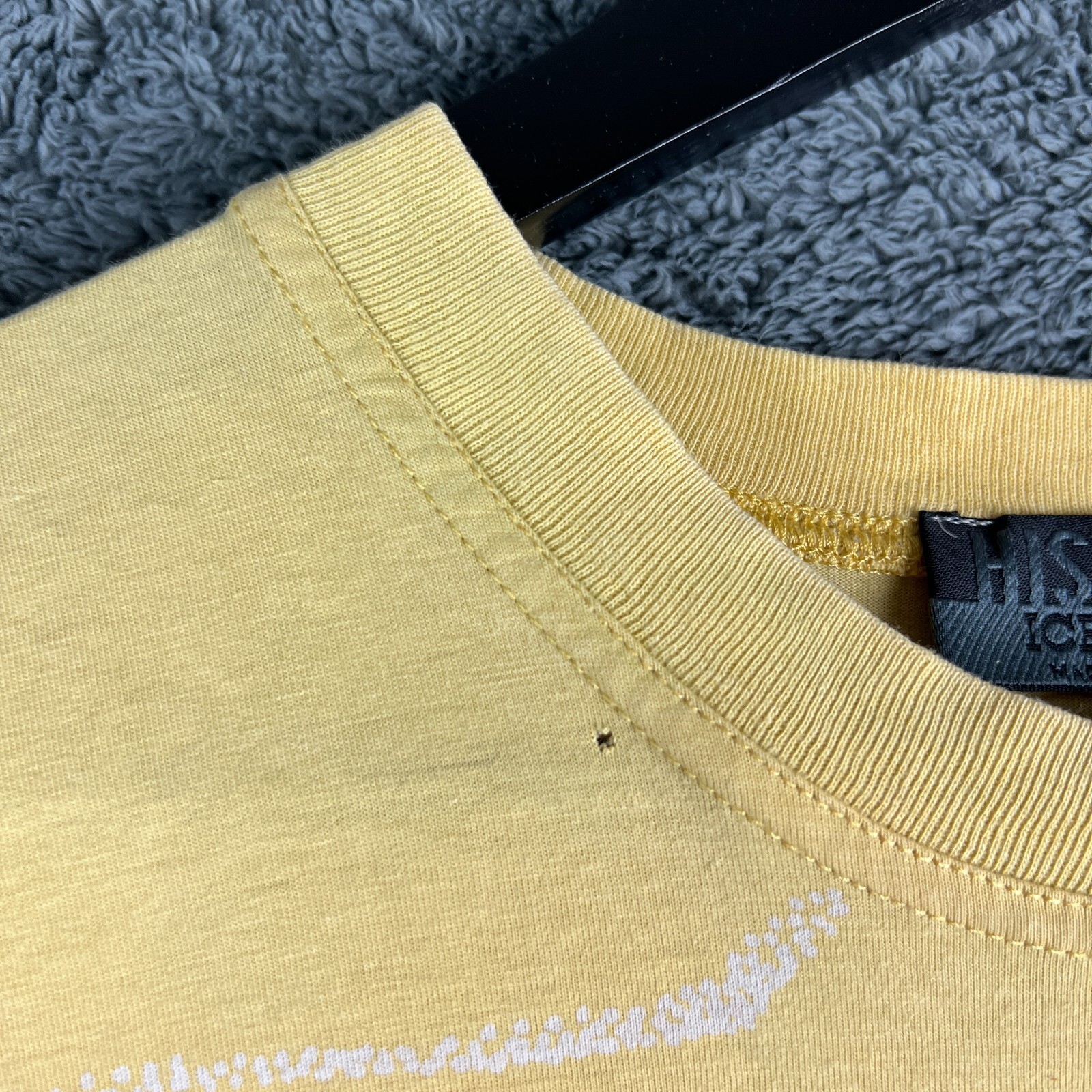 Iceberg History Asterix Dogmatix Yellow Graphic T-Shirt Size XL Made in Italy gallery