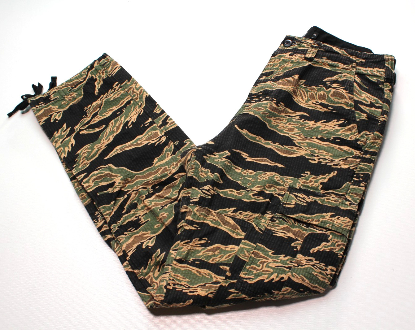 2017 STUSSY ~SEERSUCKER~ TIGER CAMO CARGO PANTS 28/30 wtaps/fuct/bdu/beach/gear