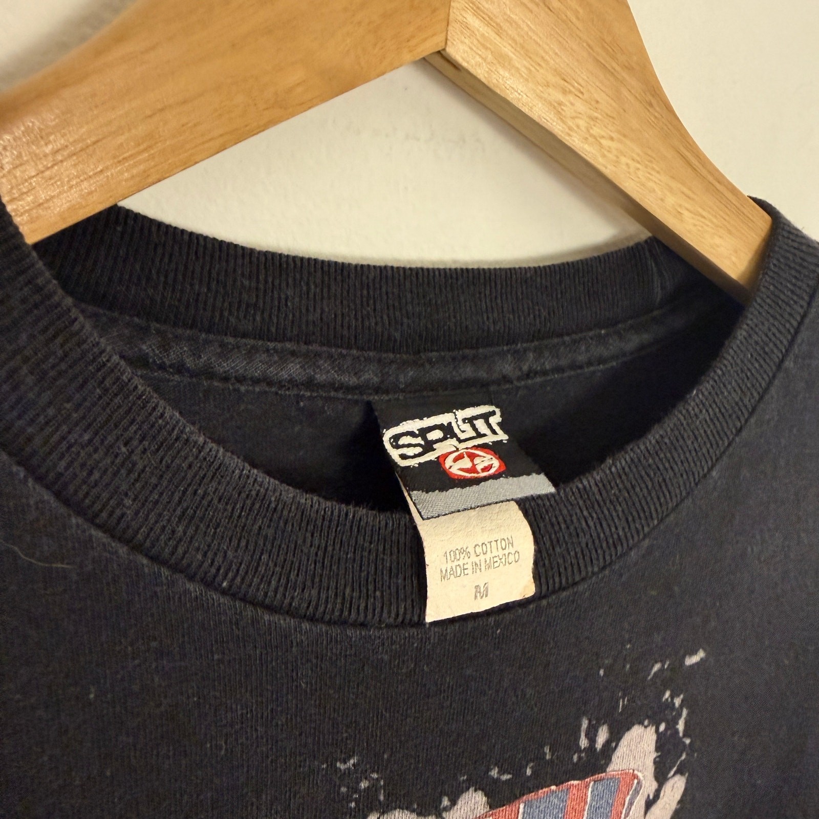 Vintage 90s Split Surf Skate Tee Shirt Skull Black Faded Medium Streetwear gallery