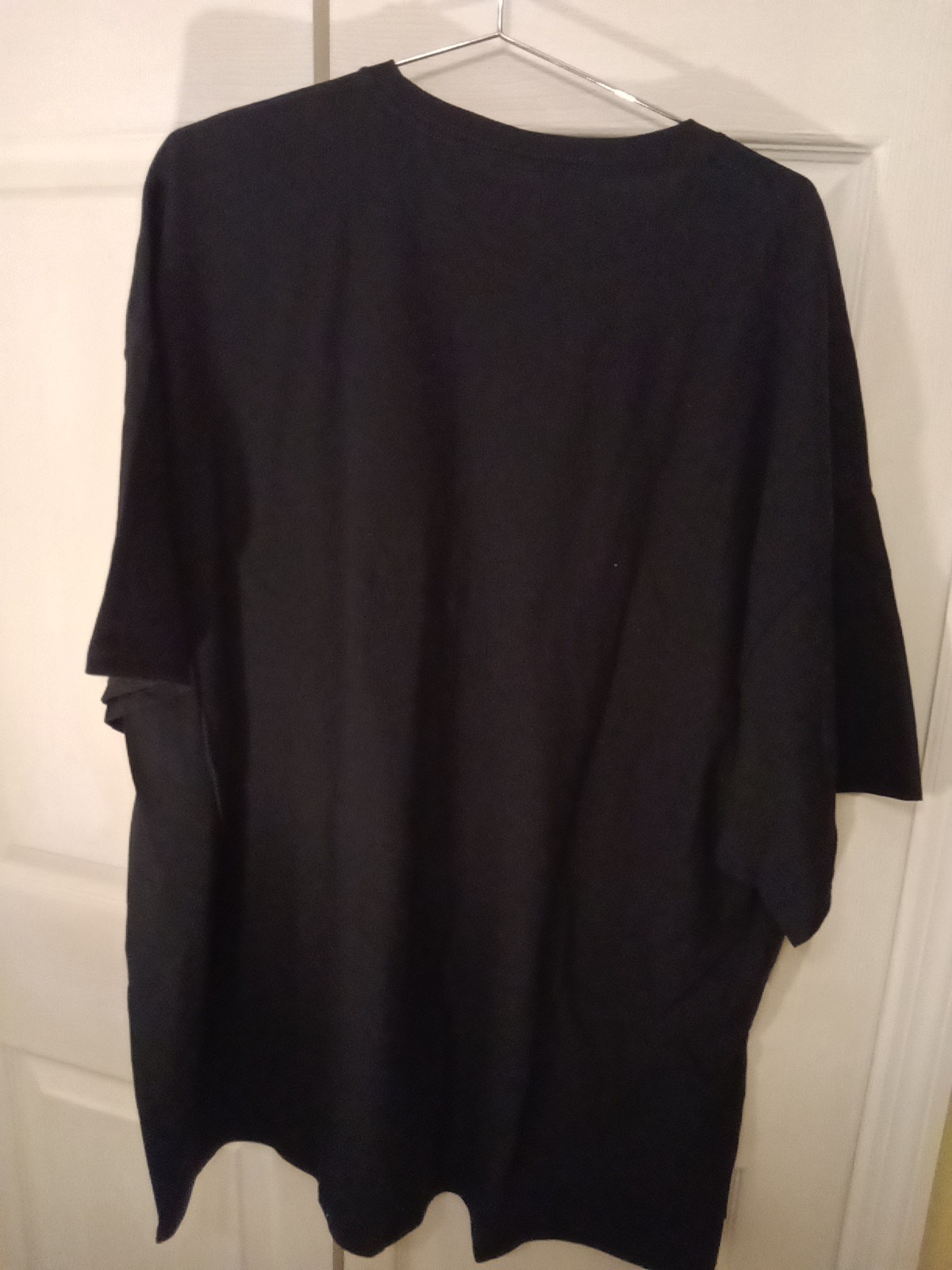 AC DC Back In Black Band Graphic T Shirt Size M NWT gallery