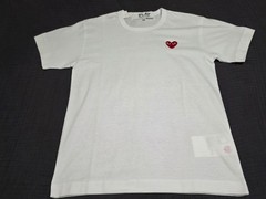 NEW COMME des GARCONS PLAY CDG Embroidered Red Heart White Tshirt Small